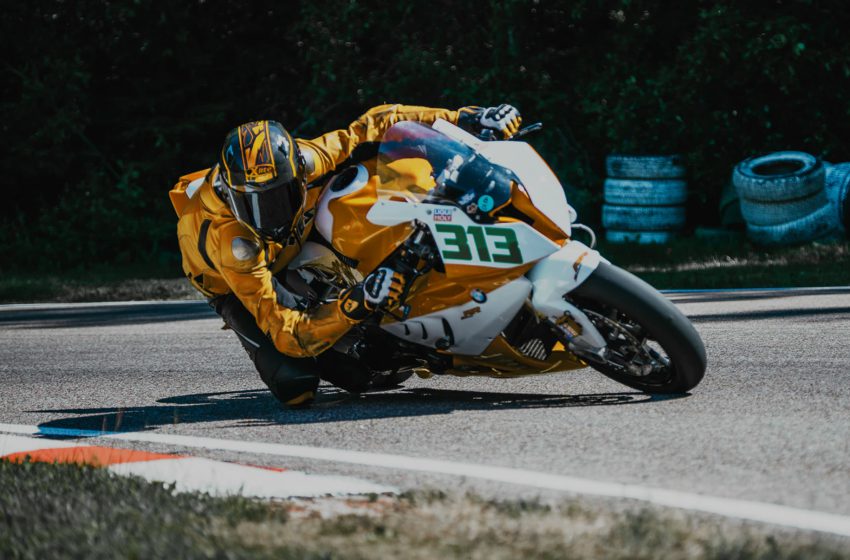  Ganhando a vida em cima da moto