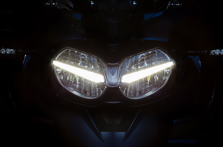 Cornering Light: O que é? Para que serve?