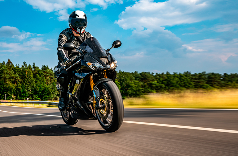 Capacete não é a única forma de proteção ao motociclista!
