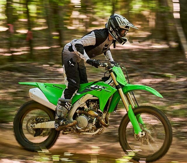  Kawasaki acelera com Moara Sacilotti no Rally RN 1500 2025: foco, técnica e alto desempenho para conquistar o sertão