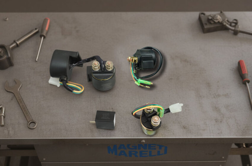  MAGNETI MARELLI AMPLIA CATÁLOGO DE RELÊS PARA MOTOCICLETAS